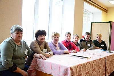 С завидной активностью избиратели Неряжского участка для голосования №18 исполняют свой гражданский долг