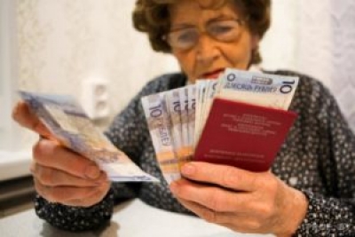 Пенсии по возрасту в Беларуси увеличатся на 5,2% с 1 июля