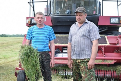 Сельские труженики ОАО «Воронино» направили все имеющиеся ресурсы и силы на заготовку кормов
