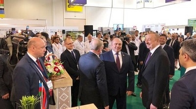 Беларусь представила крупнейшую национальную экспозицию на сельскохозяйственной выставке в Баку