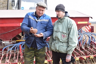 В ОАО «Володарский» уже посеян овес на площади 100 гектаров