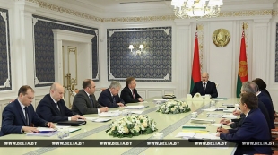 &quot;Вопрос сродни независимости государства&quot; - Лукашенко требует преодолеть спад в нефтепереработке