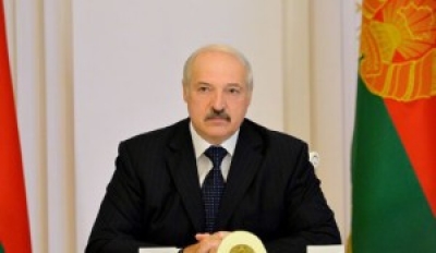Лукашенко поручил проработать производство в Беларуси российской вакцины от коронавируса