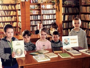 Вараніноўская сельская бібліятэка выхоўвае творчую спадчыну беларускіх пісьменнікаў