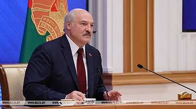 Она бы сама этого не сделала, если бы ею не управляли — Лукашенко прокомментировал инцидент с Тимановской