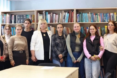 В центральной районной библиотеке имени Б. В. Стрельцова состоялась встреча-диалог на тему брачного договора