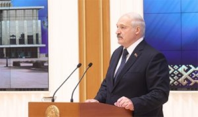 Лукашенко: на ответственных постах не место тем, кто выступал против политического курса страны