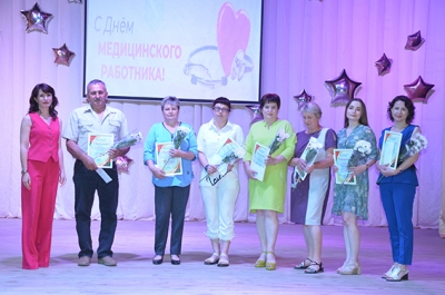 Быховских медиков поздравили с профессиональным праздником