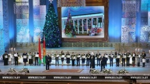 Лукашенко присудил премии «За духовное возрождение» и специальные премии деятелям культуры и искусства 2015 года
