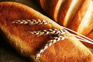 Цены на хлеб, батоны и мясо цыплят в Беларуси повысятся на 10%