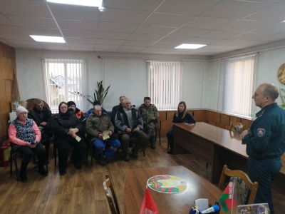 Приняли участие в сельском сходе. Быхов.