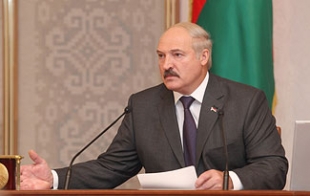Беларусь в 2013 году должна выйти на устойчивую динамику роста качества и уровня жизни граждан