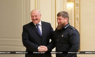 Лукашенко: Беларусь по-братски строит отношения с представителями многонациональной России