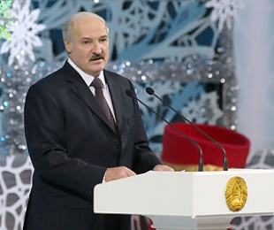 Лукашенко: белорусы позаботятся о мире и благополучии на своей земле