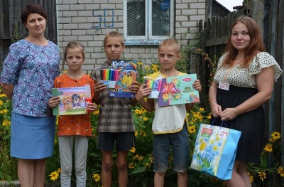 Вместе делаем мир лучше: благотворительная акция «В школу с добрым сердцем» в Быховском районе