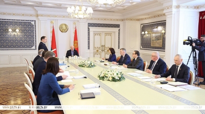 Подготовку к первому заседанию VII ВНС обсуждают на совещании у Лукашенко