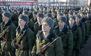 Около 12 тыс. военнослужащих ВС Беларуси приняли присягу