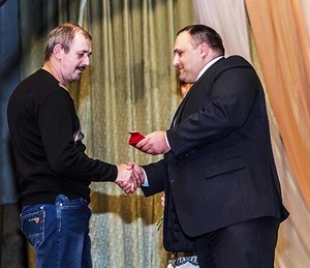 В Быхове поздравили работников бытового обслуживания и ЖКХ с профессиональным праздником