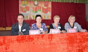 Днепровский участок для голосования №9 принимает избирателей