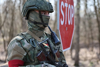 Минобороны Беларуси: на трассе М5 водитель грузовика со взрывчаткой напал на военных