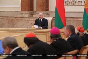 Лукашенко: приезд в Минск высоких представителей католического духовенства — признание белорусской политики мира и согласия