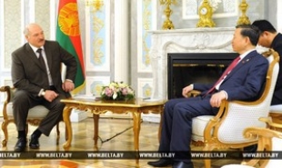 Лукашенко: Беларусь готова делиться с Вьетнамом опытом в сфере обеспечения безопасности и правопорядка