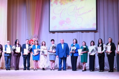 Торжественное мероприятие ко Дню учителя прошло в Быхове. ФОТОРЕПОРТАЖ