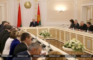 «Хватит увлекаться тотальным контролем». За счет чего Лукашенко требует облегчить условия для бизнеса