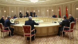 Президент Беларуси: СНГ должно стать политическим и экономическим центром силы