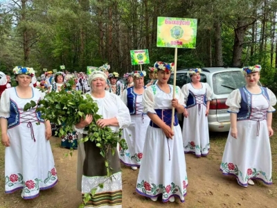 Быховщина зажгла на межрегиональном празднике «Зялёныя святкі» в Чаусском районе