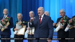 Лукашенко: вручение премии «За духовное возрождение» и спецпремий открывает Год культуры
