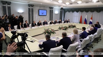 Лукашенко: у Беларуси и России еще будут учиться, как преодолевать санкции