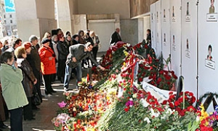 Сегодня в Беларуси вспоминают о трагедии в минском метро