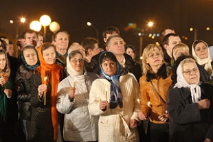 Почти полмиллиона человек приняли участие в пасхальных богослужениях по всей Беларуси