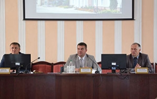 Председатель Быховского райисполкома Дмитрий Мартинович встретился с молодыми специалистами
